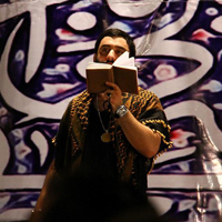 جواد مقدم پر از منت و خواهشم 